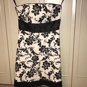 White House Black Market Dress